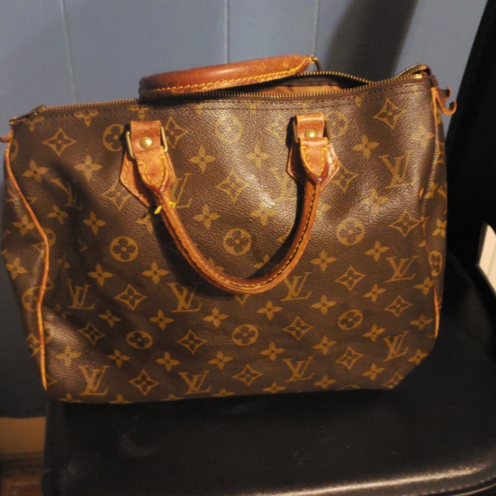 AUTHENTIC SPEEDY 30